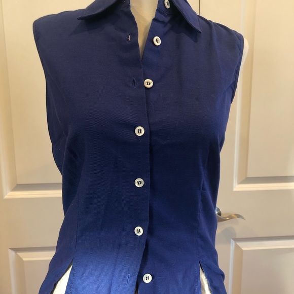 DANIEL & REBECCA sleeveless button down top - Picture 2 of 7